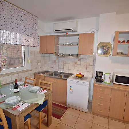 Zora Apartamento Medulin